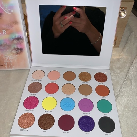 Morphe Other - Morphe X Maddie Ziegler Palette BNIB